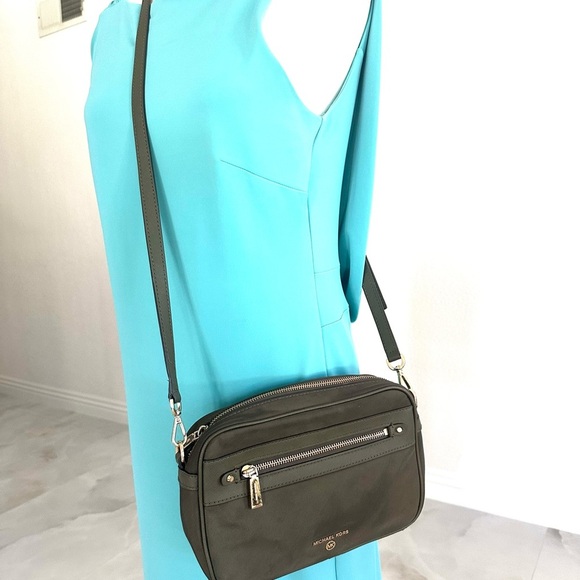 Michael Kors Dark Green Crossbody Bag - Picture 1 of 8